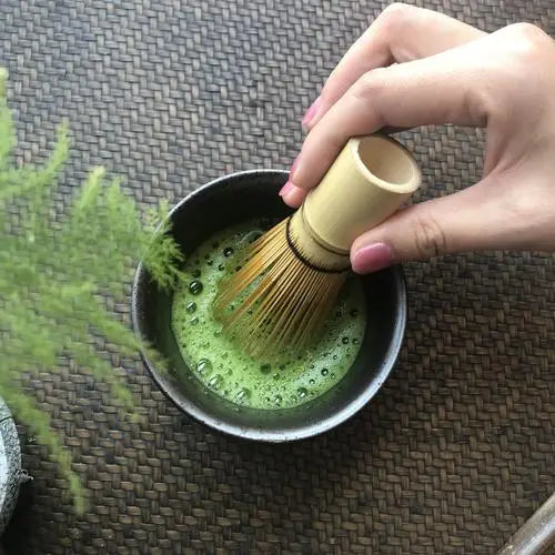 How to Whisk Matcha