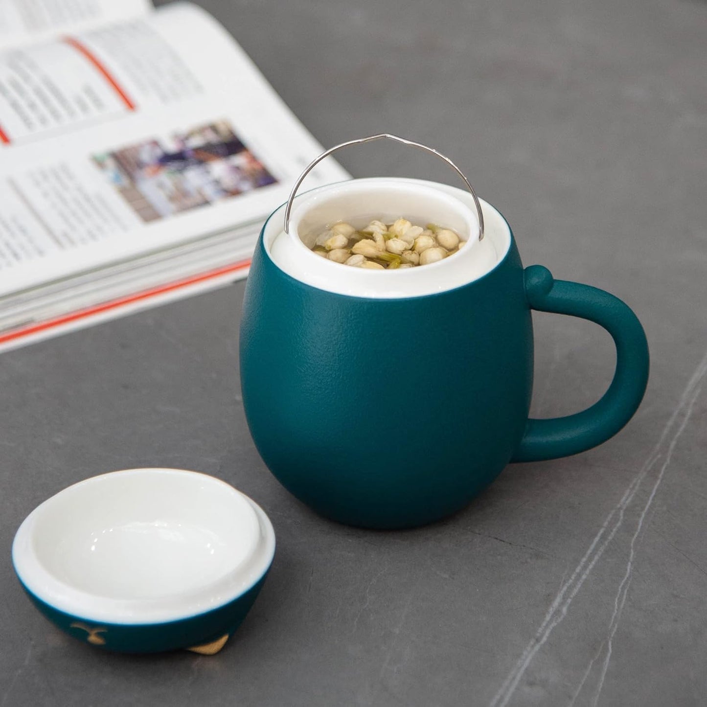 Cute Cat Ceramic Tea Mug with Infuser, Lid for Loose Leaf Tea